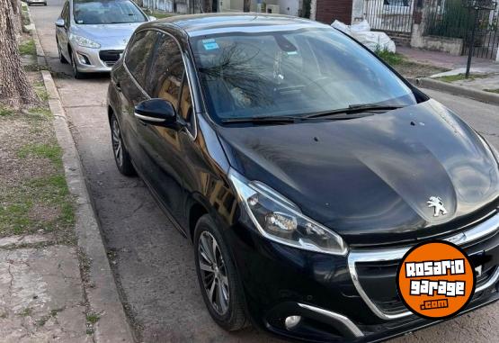Autos - Peugeot Feline 2017 Nafta 128000Km - En Venta