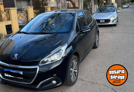 Autos - Peugeot Feline 2017 Nafta 128000Km - En Venta