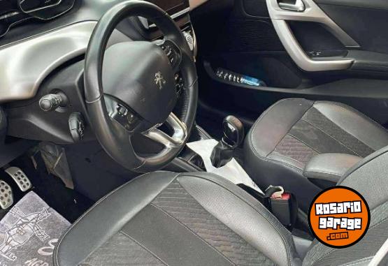 Autos - Peugeot Feline 2017 Nafta 128000Km - En Venta