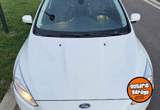 Autos - Ford Focus 3 Se plus 2015 Nafta 110000Km - En Venta
