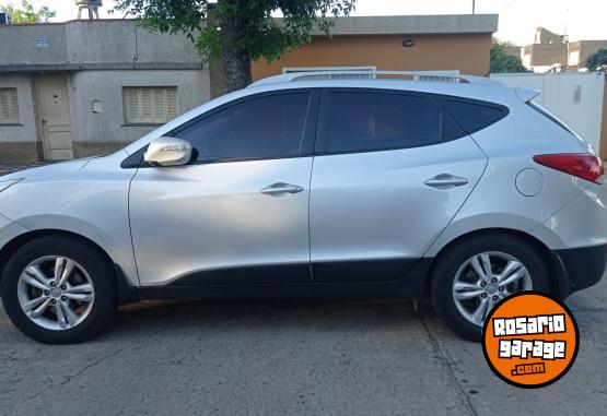 Camionetas - Hyundai TUCSON 2.0GLS PREMIUM 4WD 2012 Nafta 132000Km - En Venta