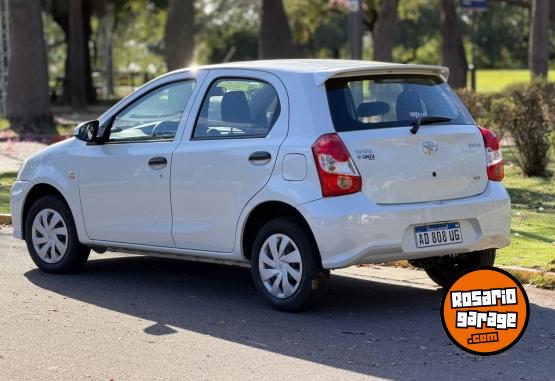 Autos - Toyota Etios X 1.5 2019 Nafta 24000Km - En Venta