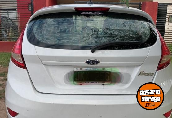 Autos - Ford Fiesta Kinetik 2010 GNC 185000Km - En Venta