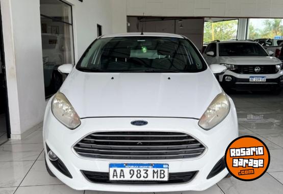 Autos - Ford Fiesta SE 2017 Nafta 180000Km - En Venta