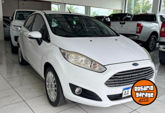 Autos - Ford Fiesta SE 2017 Nafta 180000Km - En Venta