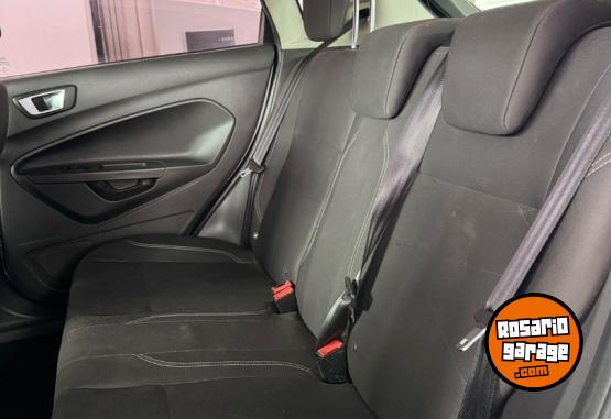 Autos - Ford Fiesta SE 2017 Nafta 180000Km - En Venta