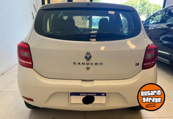 Autos - Renault Sandero Authentique 2017 Nafta 97000Km - En Venta