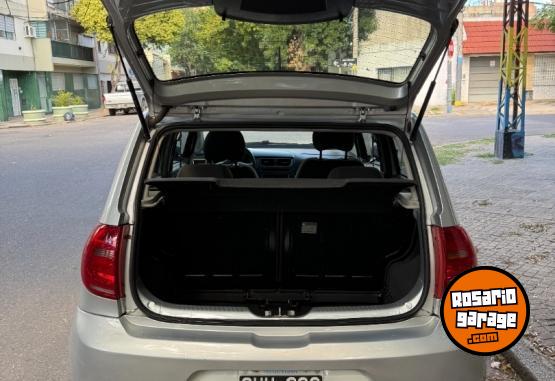 Autos - Volkswagen Fox 2014 Nafta 86600Km - En Venta