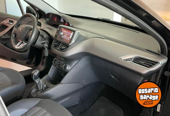 Autos - Peugeot 208 ALLURE TOUCH 2018 Nafta 72000Km - En Venta