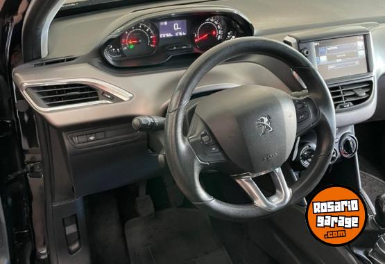 Autos - Peugeot 208 ALLURE TOUCH 2018 Nafta 72000Km - En Venta