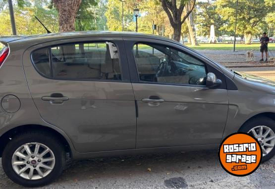 Autos - Fiat Palio Atractive 2014 Nafta 110000Km - En Venta