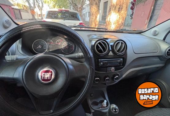 Autos - Fiat Palio Atractive 2014 Nafta 110000Km - En Venta