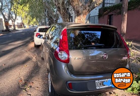 Autos - Fiat Palio Atractive 2014 Nafta 110000Km - En Venta