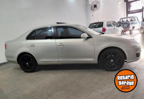 Autos - Volkswagen VENTO ADVANCE 2010 Diesel 236000Km - En Venta