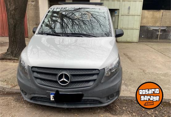 Camionetas - Mercedes Benz Vito 2017 Diesel 140000Km - En Venta