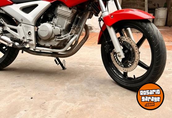 Motos - Honda CBX 250 2013 Nafta 38800Km - En Venta