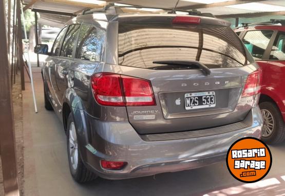 Camionetas - Dodge Journey 2013 Nafta 108000Km - En Venta
