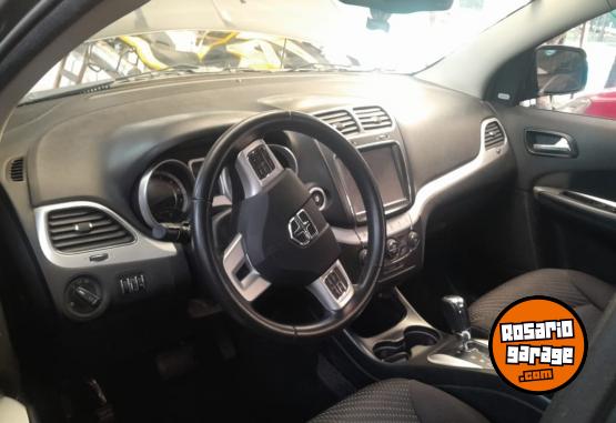 Camionetas - Dodge Journey 2013 Nafta 108000Km - En Venta