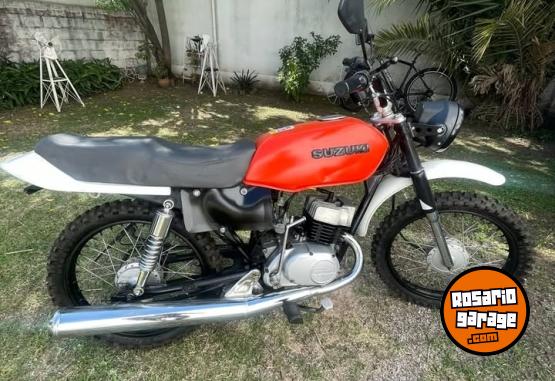 Motos - Suzuki AX 100 2016 Nafta 41200Km - En Venta