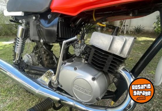 Motos - Suzuki AX 100 2016 Nafta 41200Km - En Venta