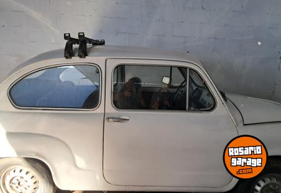 Autos - Fiat 600 E 1983 Nafta 189367Km - En Venta