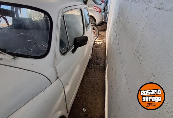 Autos - Fiat 600 E 1983 Nafta 189367Km - En Venta