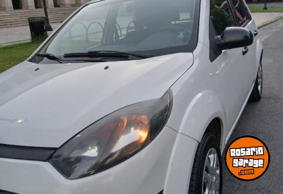 Autos - Ford Fiesta ambiente gnc 5ta 2011 GNC 115000Km - En Venta