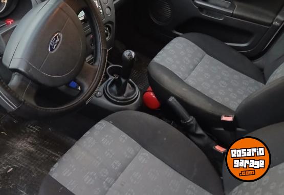 Autos - Ford Fiesta ambiente gnc 5ta 2011 GNC 115000Km - En Venta