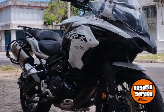 Motos - Benelli TRK 502X 2022 Nafta 25000Km - En Venta