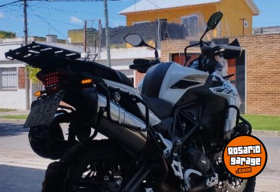 Motos - Benelli TRK 502X 2022 Nafta 25000Km - En Venta