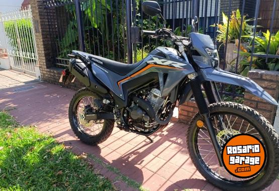 Motos - Honda XR 300 L TORNADO 2025 Nafta 3100Km - En Venta