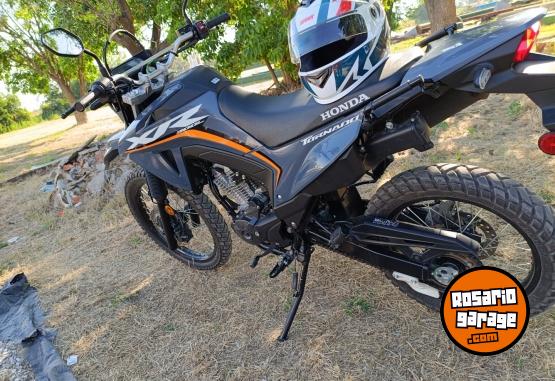 Motos - Honda XR 300 L TORNADO 2025 Nafta 3100Km - En Venta