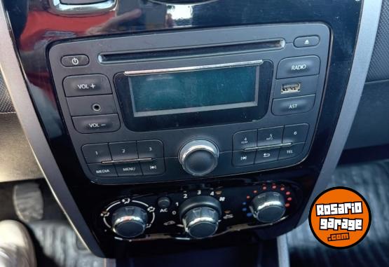 Autos - Renault Sandero 2011 Nafta 130000Km - En Venta