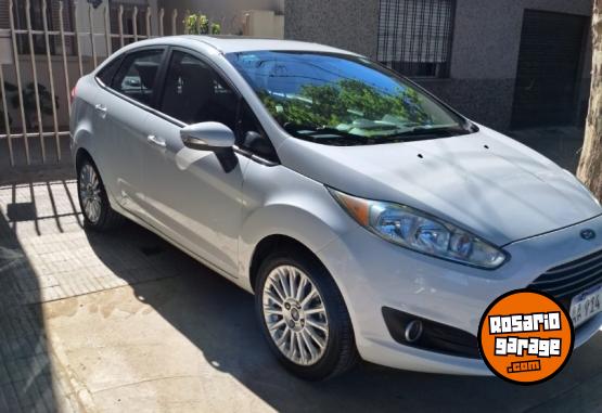 Autos - Ford Fiesta Se Plus 1.6 4P 2017 Nafta 122000Km - En Venta