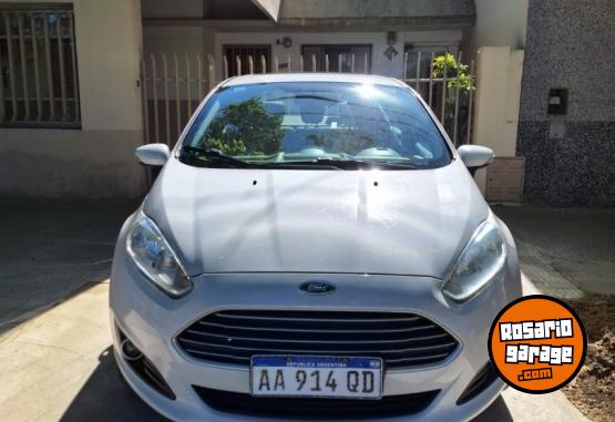 Autos - Ford Fiesta Se Plus 1.6 4P 2017 Nafta 122000Km - En Venta