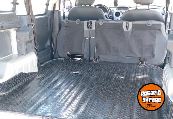 Utilitarios - Peugeot Partner Patag�nica 2013 Diesel 222000Km - En Venta