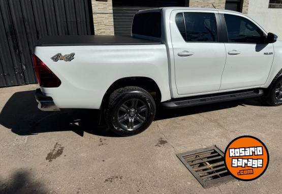 Camionetas - Toyota Hilux 2025 Diesel 6300Km - En Venta