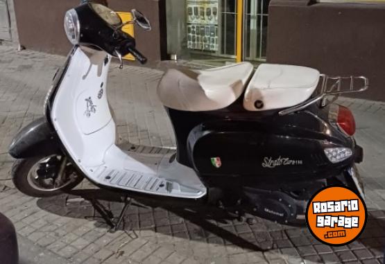 Motos - Motomel Strato euro 150 2023 Nafta 11000Km - En Venta