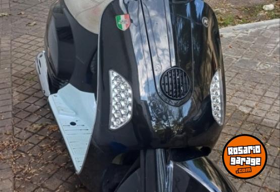 Motos - Motomel Strato euro 150 2023 Nafta 11000Km - En Venta