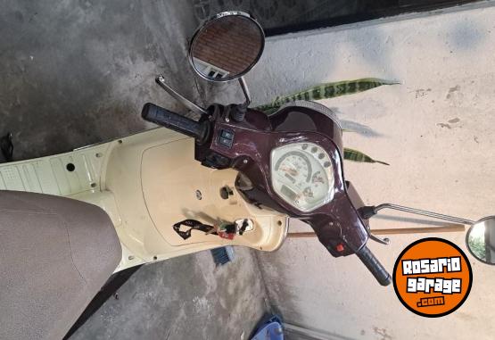 Motos - Motomel Strato euro 150 2023 Nafta 12300Km - En Venta