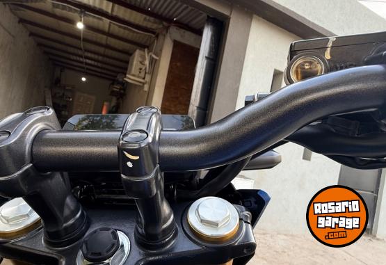 Motos - Honda Cb300 2024 Nafta 1800Km - En Venta