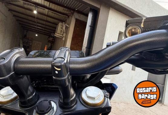 Motos - Honda Cb300 2024 Nafta 1800Km - En Venta