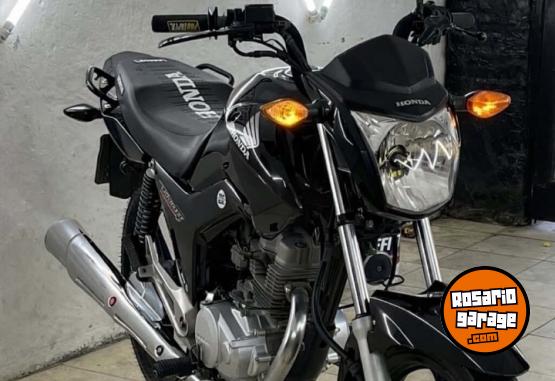 Motos - Honda New Titan 2018 Nafta 40000Km - En Venta