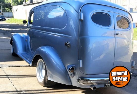 Cl�sicos - Furgon delivery. Permuto - En Venta