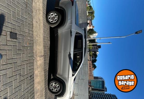 Camionetas - Fiat Toro 2017 Diesel 71600Km - En Venta