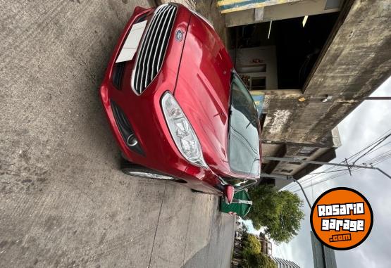 Autos - Ford Fiesta 2014 Nafta 124000Km - En Venta