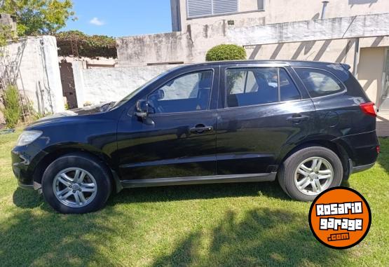 Camionetas - Hyundai GLS 2.4N 2WD 7 ASIENTOS 2011 Nafta 163000Km - En Venta