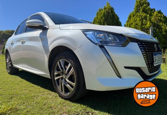 Autos - Peugeot 208 2022 Nafta 30000Km - En Venta