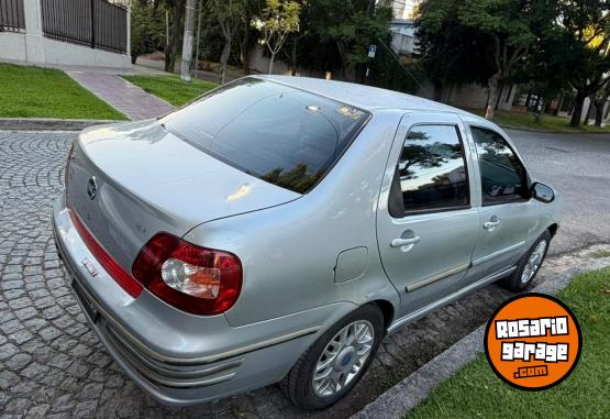 Autos - Fiat Siena 1.8 hlx 2016 GNC 200000Km - En Venta