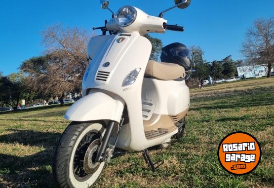 Motos - Zanella Styler 150 exclusive 2023 Nafta 900Km - En Venta